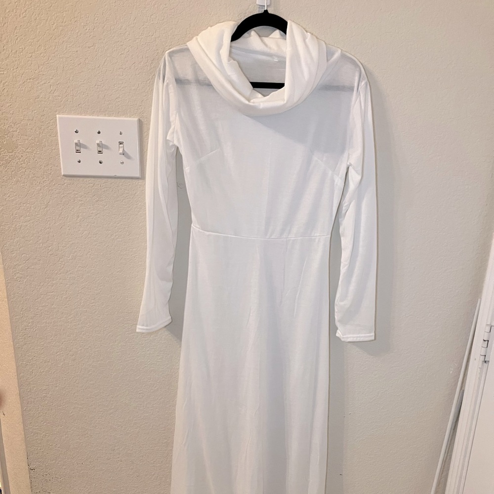 WHITE MAXI DRESS